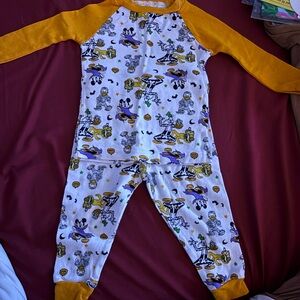 2 pairs Disney Kids 2 Piece Halloween PJs- Yellow and White
